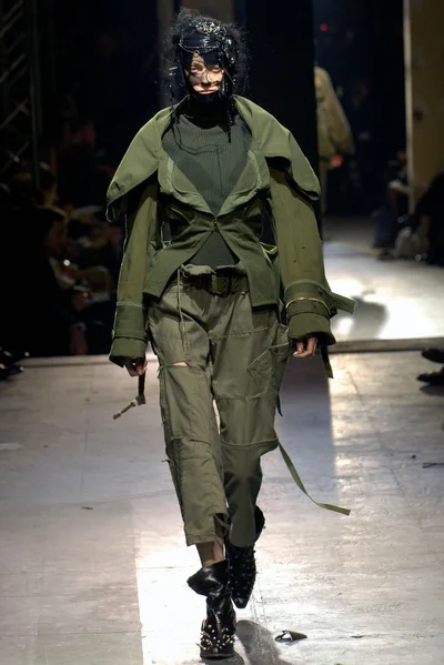Look 12